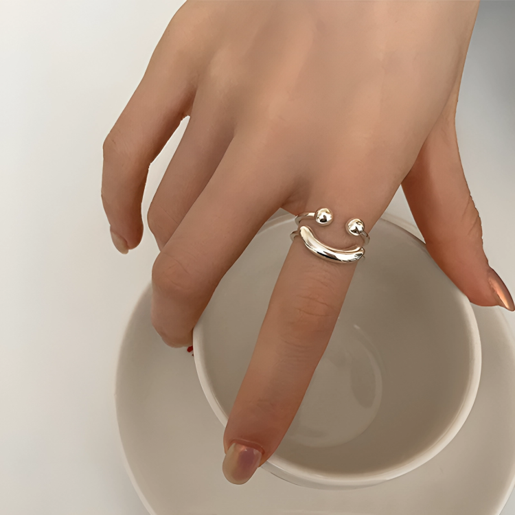 Smivana - Adjustable Smiley Ring, Set of 2