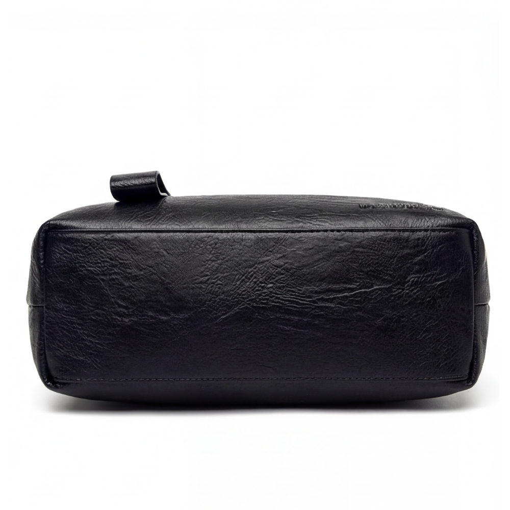 Carria - Soft Leather Crossbody With 3 Compartments