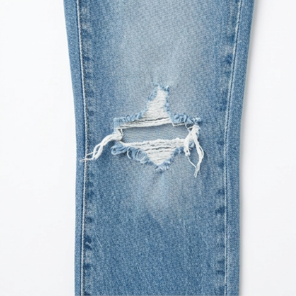 Wearbella – Women's Frayed Hem 7/8 Jeans