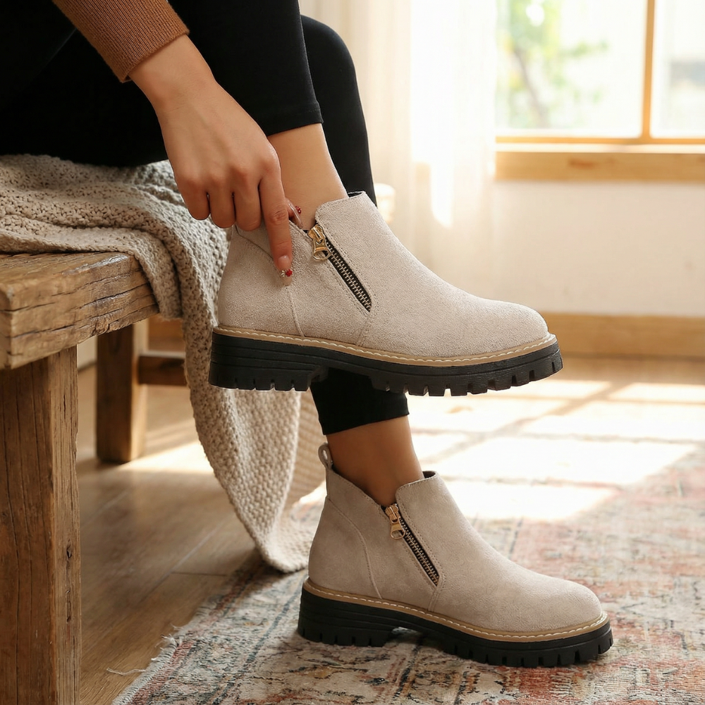 Stepara - Side-Zip Suede Chelsea Boots
