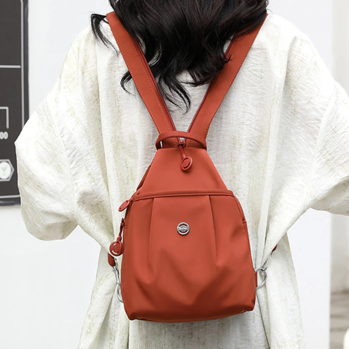 Modlyn - Waterproof 2-Way Commuter Bag