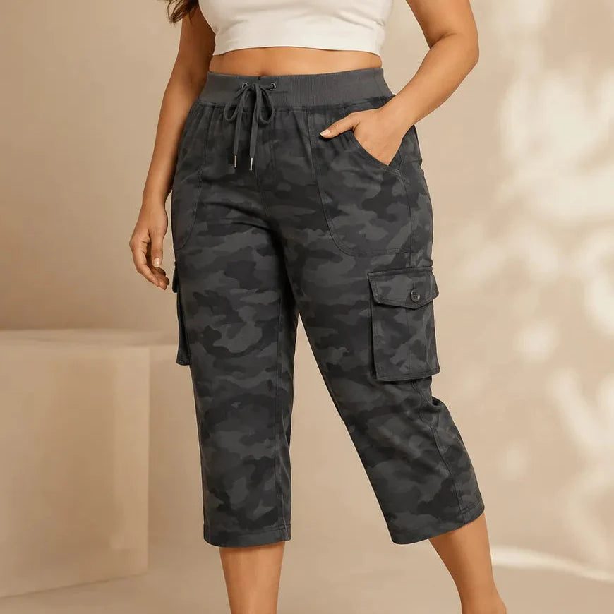 Wearwell – Stretchy Cargo Capris with Drawstring Waist and Multiple Pockets