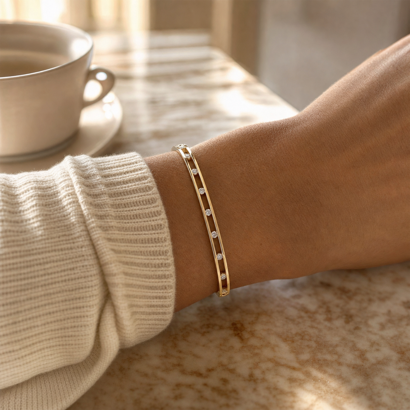 Veluna – Floating Crystal Gold Bangle Bracelet for Women