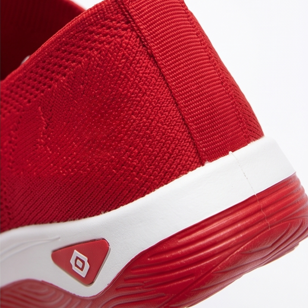 Striveknit – Breathable Slip-On Sneakers