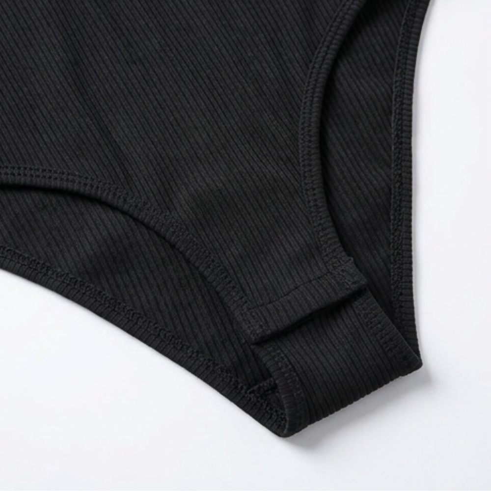 Snatella – Snatched Square Neck Bodysuit for Everyday Layering