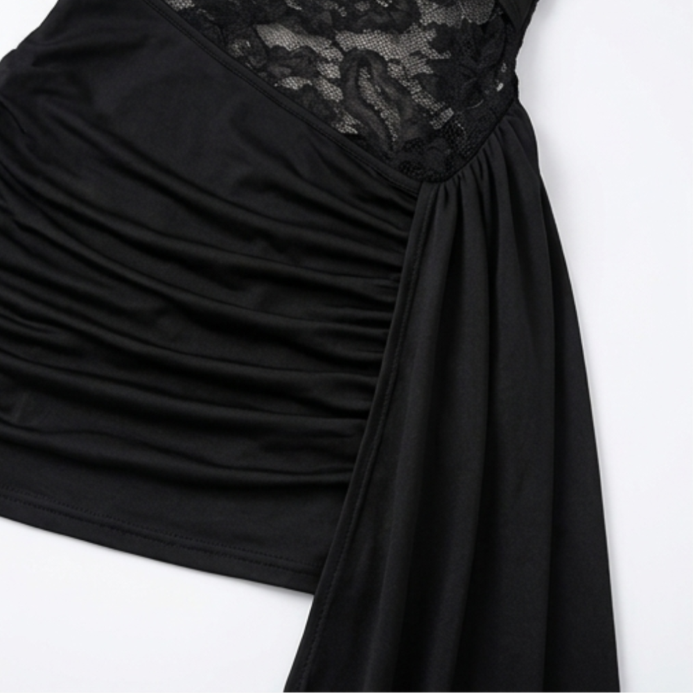 Velaire – Women's Lace Bodycon Mini Dress with Halter Neckline