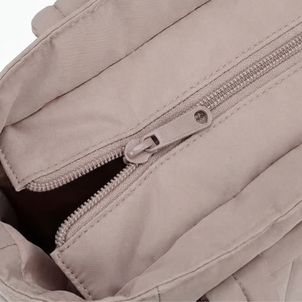 Tova – Lightweight Fashionable Tote