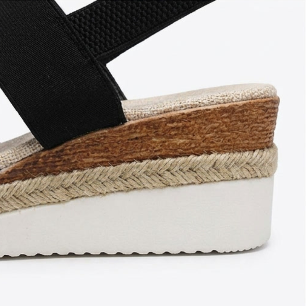 Stepwell – Cushioned espadrille wedge sandals