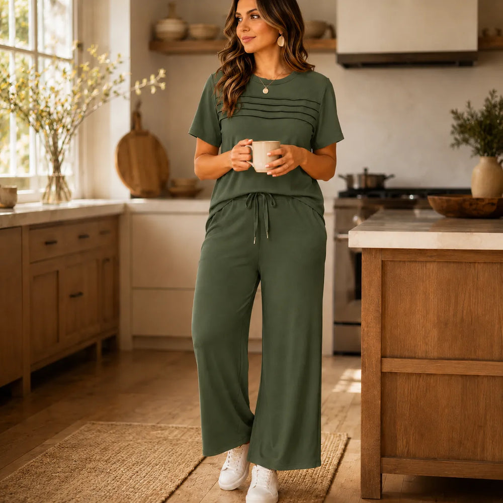 Lounella – Women's Pintucked Lounge Set with Wide-Leg Pants and Pockets
