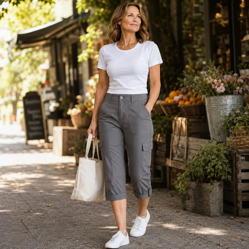 Caliva – Cropped Cargo Capri Pants with Cuffed Hem and Pockets
