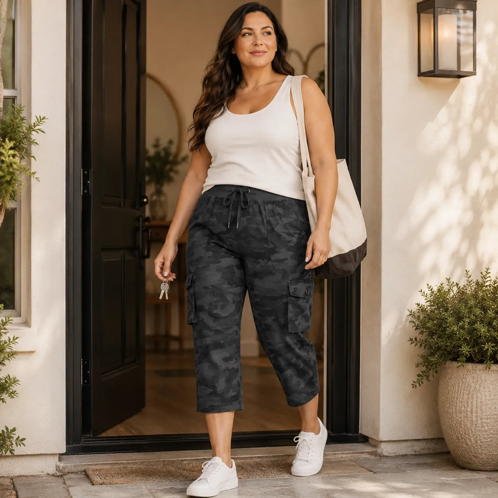 Wearwell – Stretchy Cargo Capris with Drawstring Waist and Multiple Pockets