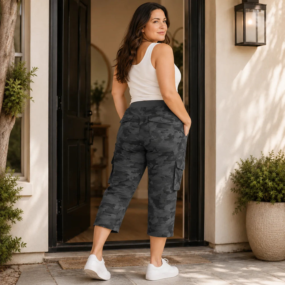 Wearwell – Stretchy Cargo Capris with Drawstring Waist and Multiple Pockets