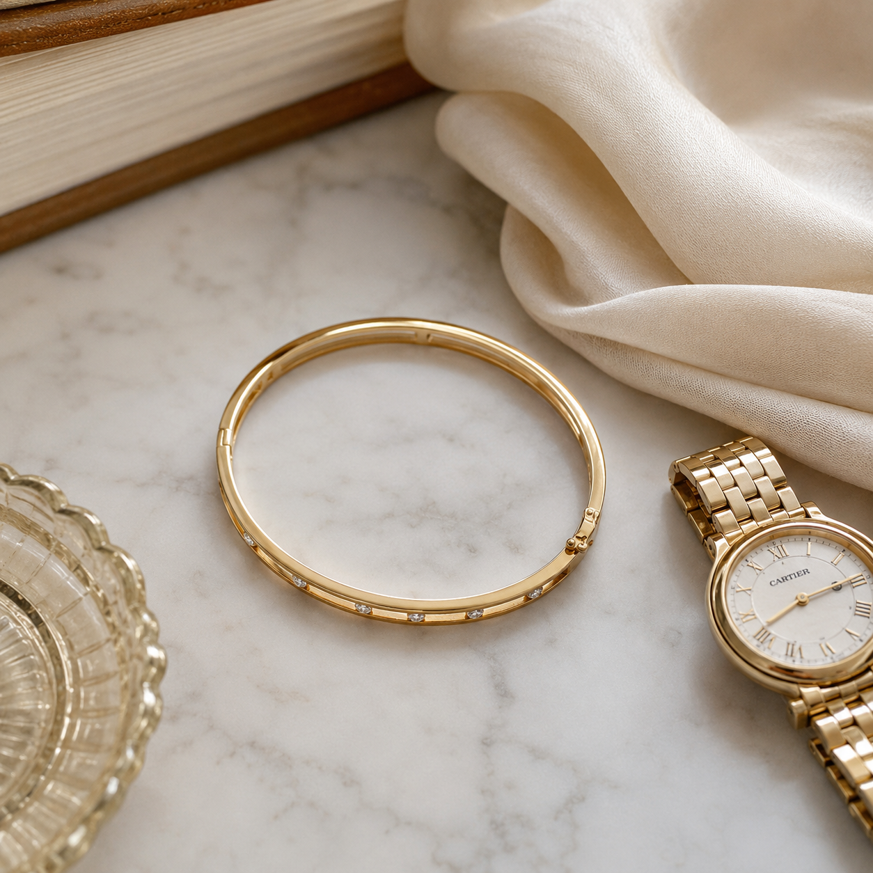 Veluna – Floating Crystal Gold Bangle Bracelet for Women