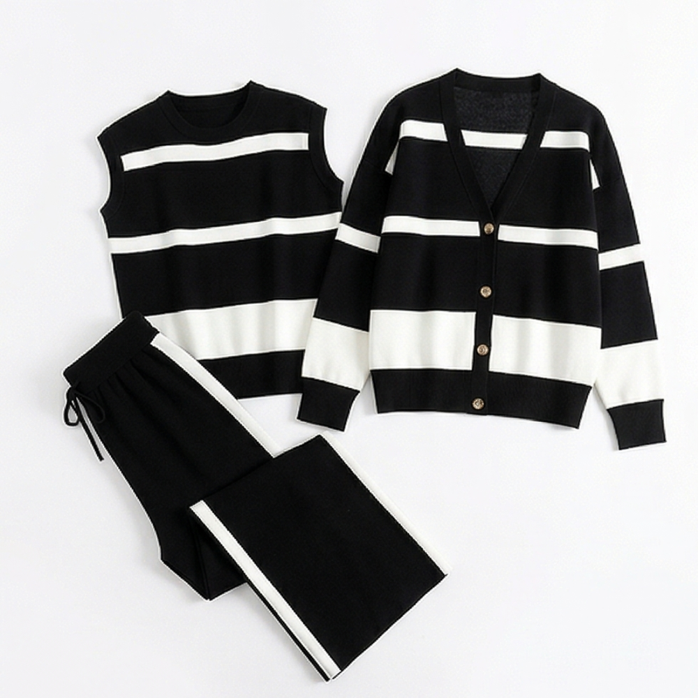 Lunaire – Women's 3 Piece Coordinated Knit Lounge Set