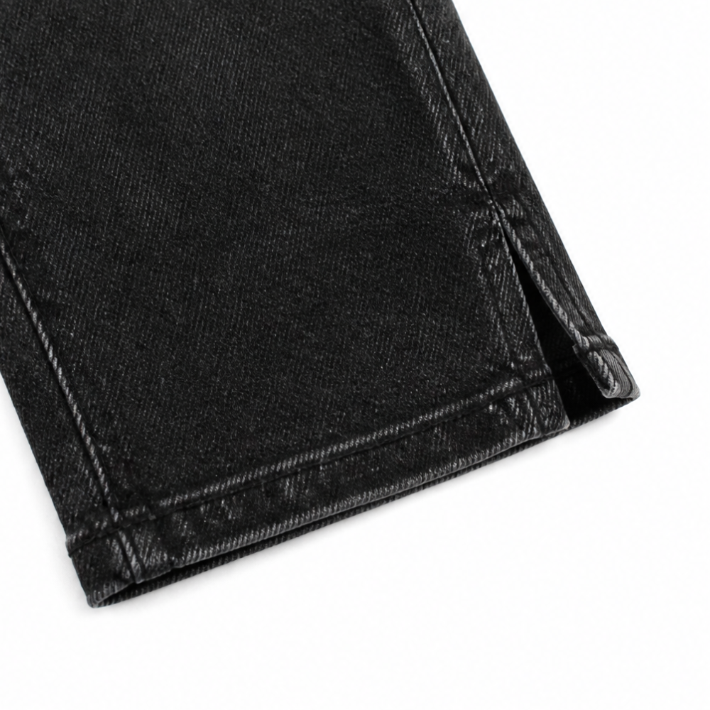 Curvella™ – Flattering High-Waist Stretch Denim Capris