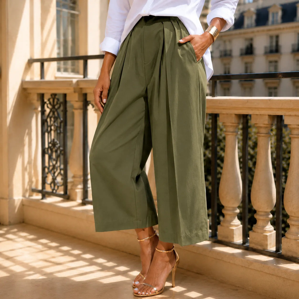Plissé – Pleated Wide Leg Cropped Trouser