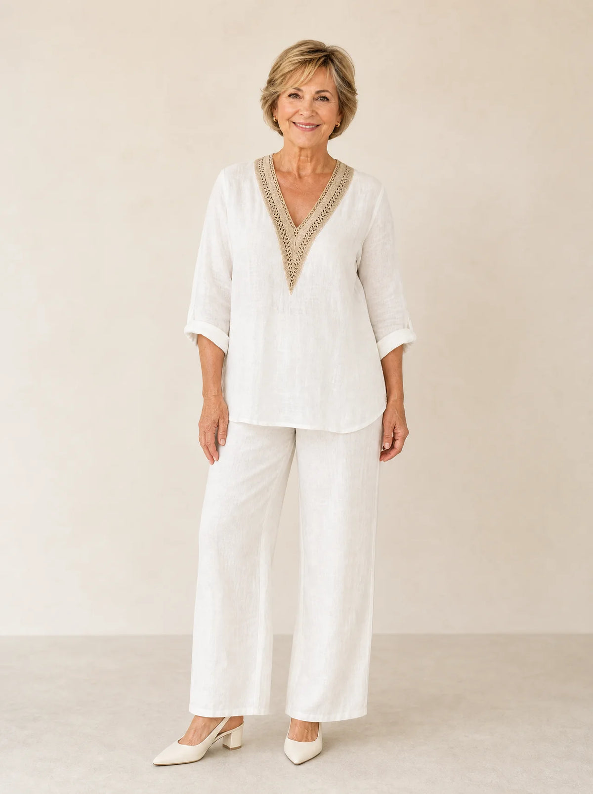 Lunavia – Women's Crochet V-Neck Set