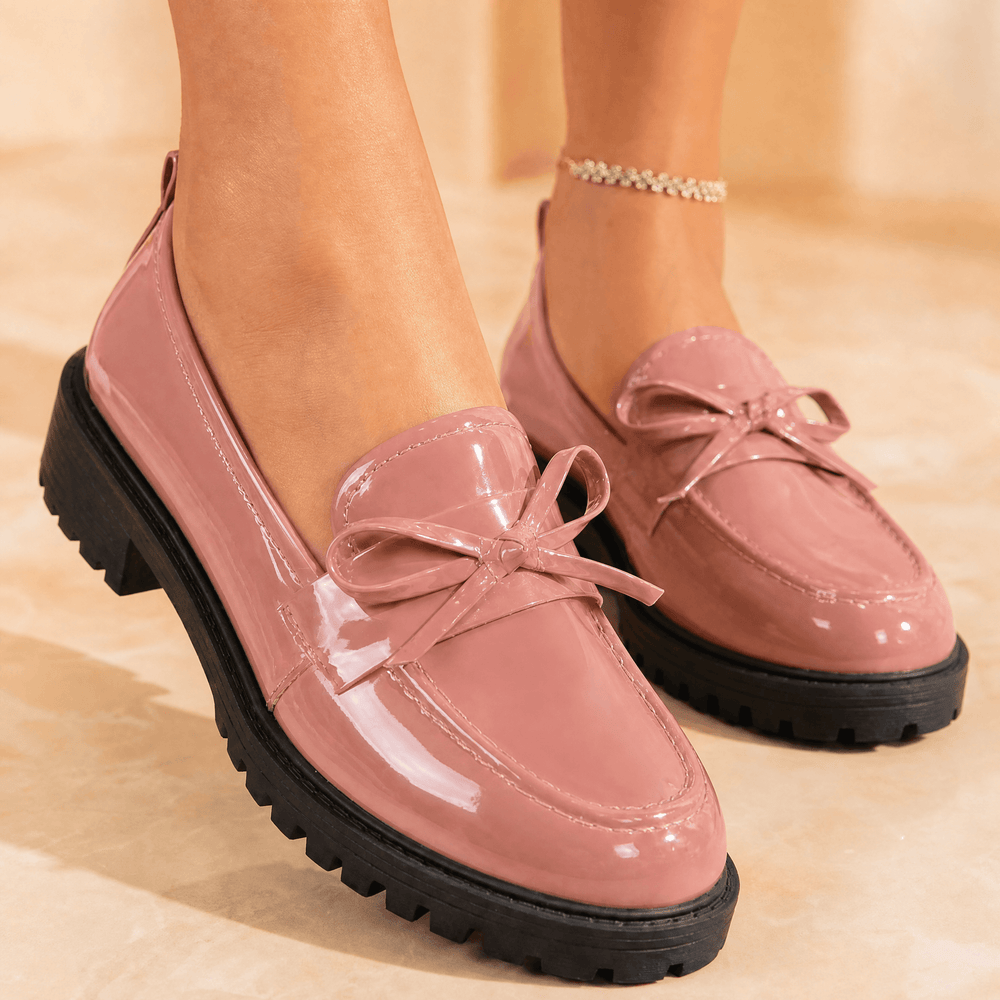 Bowella – Glossy Bow Loafers with Cushioned Platform