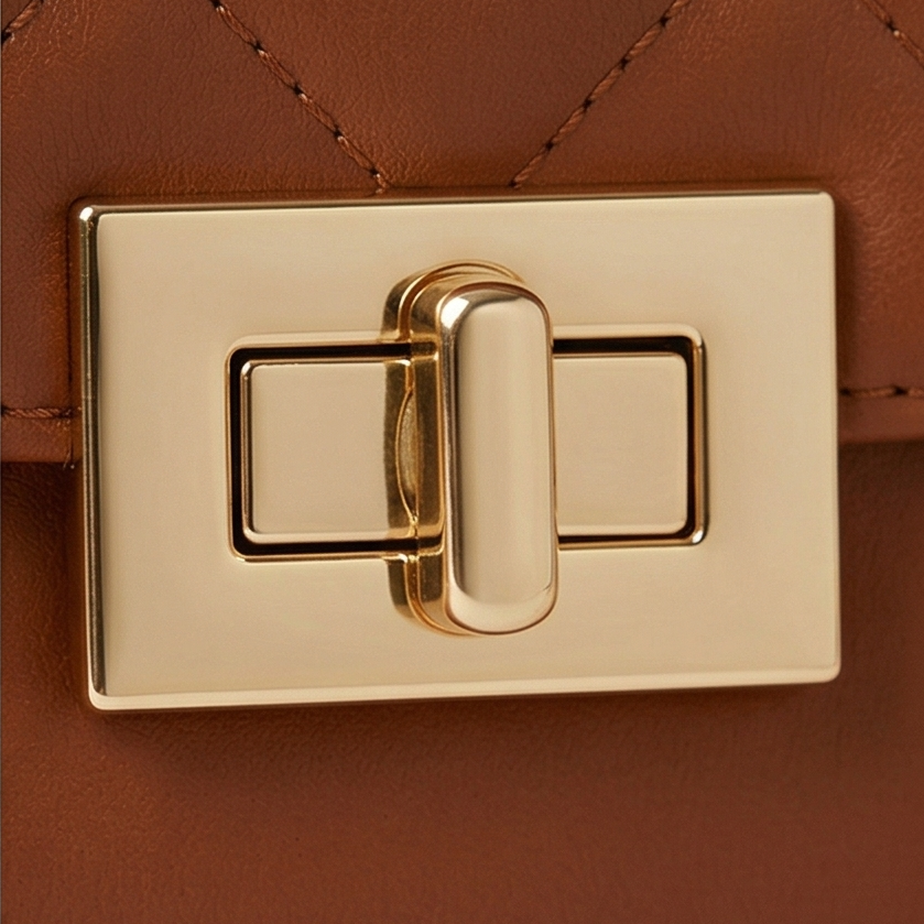 Ellara – Quilted Chain Strap Tote
