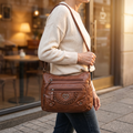 Veluna – Multi-Pocket Crossbody Bag for Everyday Carry