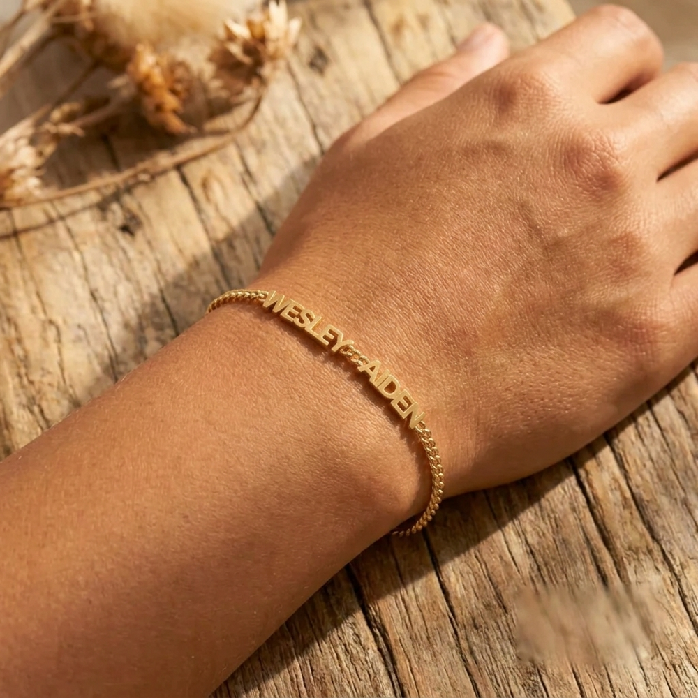 Novala – Custom Name Bracelet