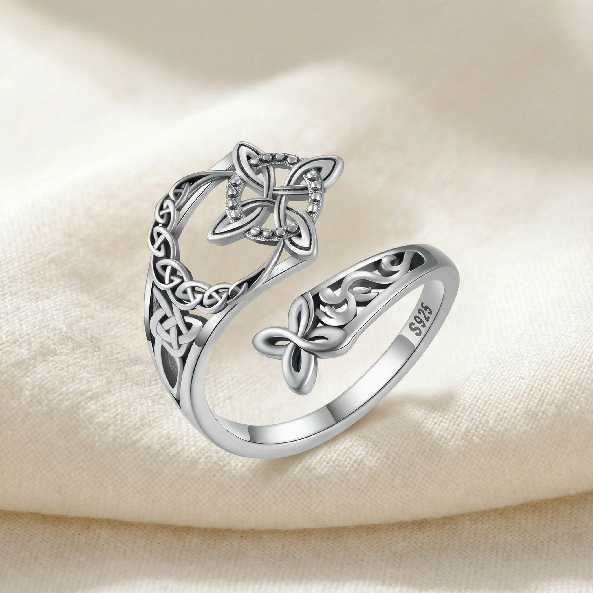 Keltara – Celtic Witches Protection Knot Ring