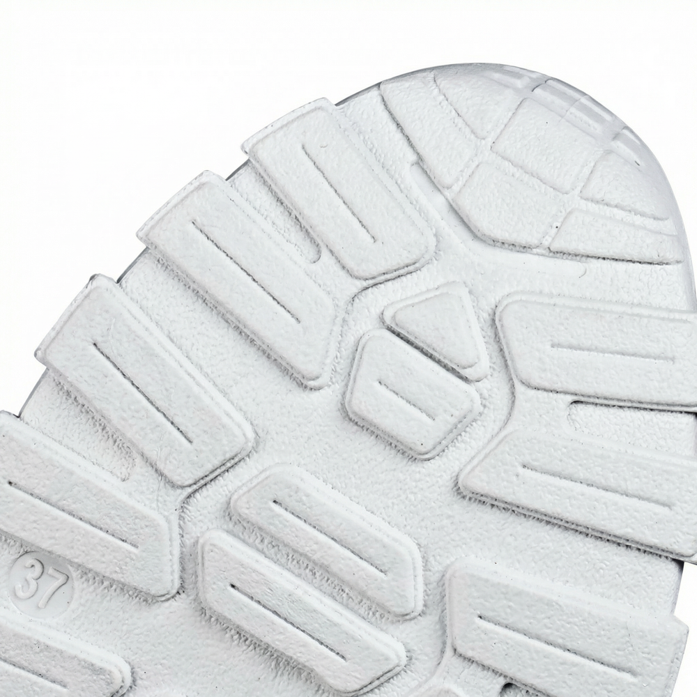 Airessa – Breathable Mesh Sneakers for All Day Comfort
