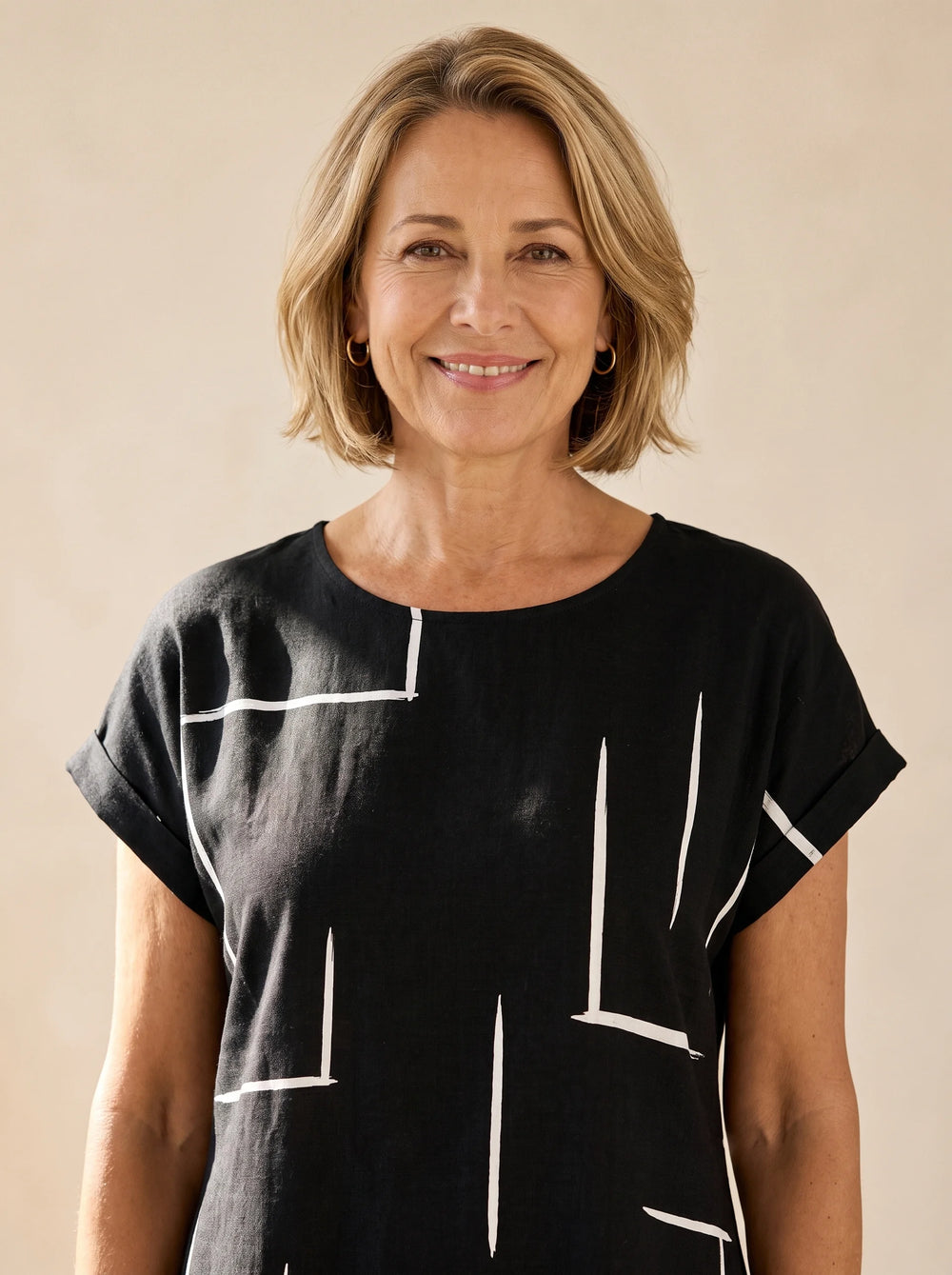 Elunara – Women's Pocketed Dolman Dress with Abstract Print