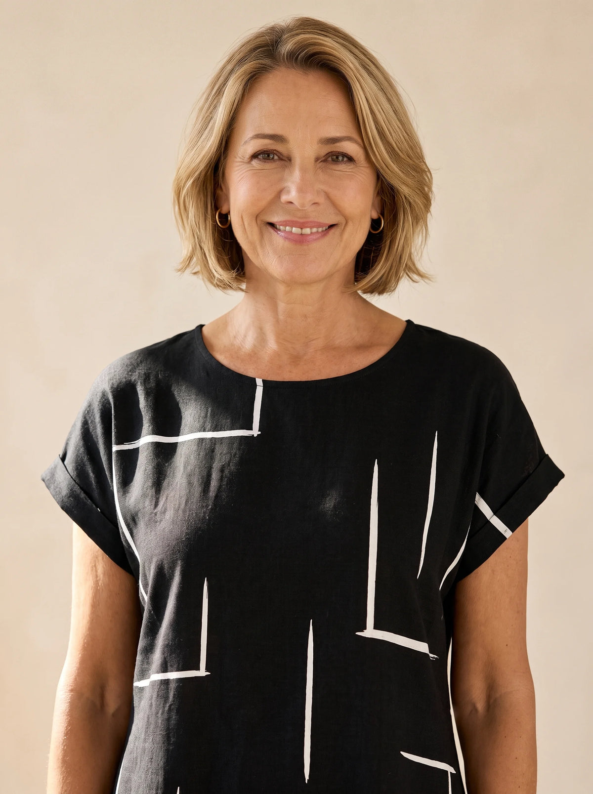 Elunara – Women's Pocketed Dolman Dress with Abstract Print