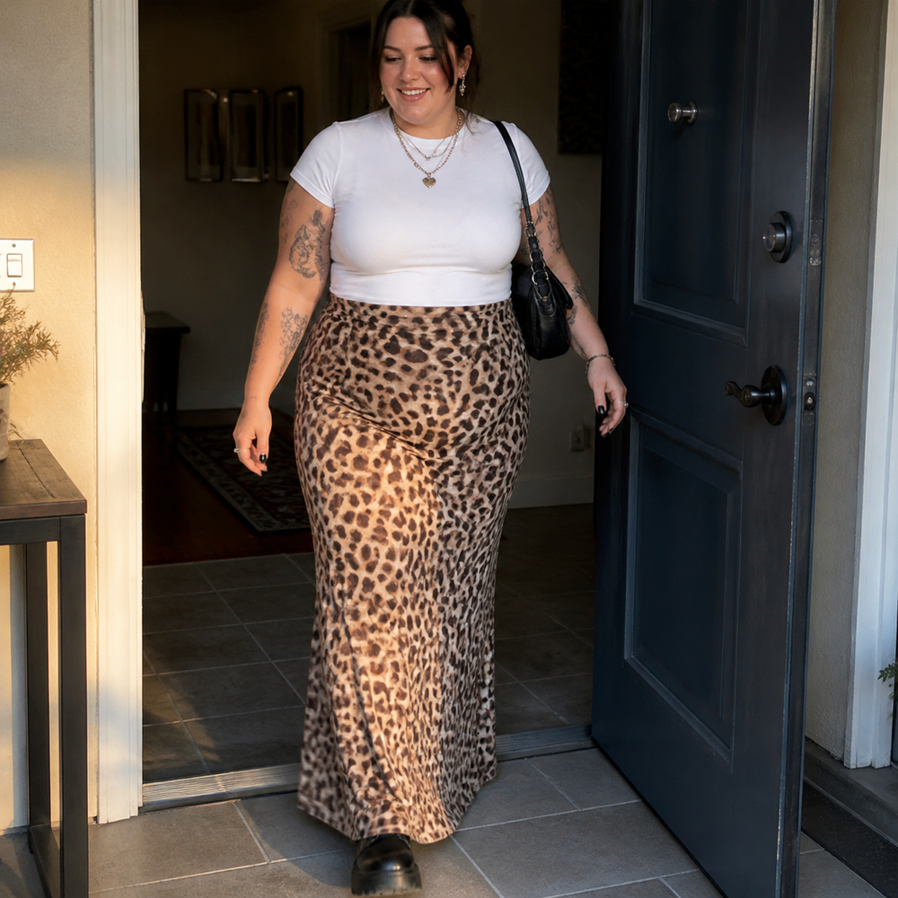 Velora – Women's Curvy-Fit Leopard Print Maxi Skirt