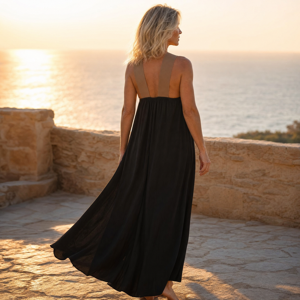 Solivia™ - Two-Tone Halter Maxi Dress