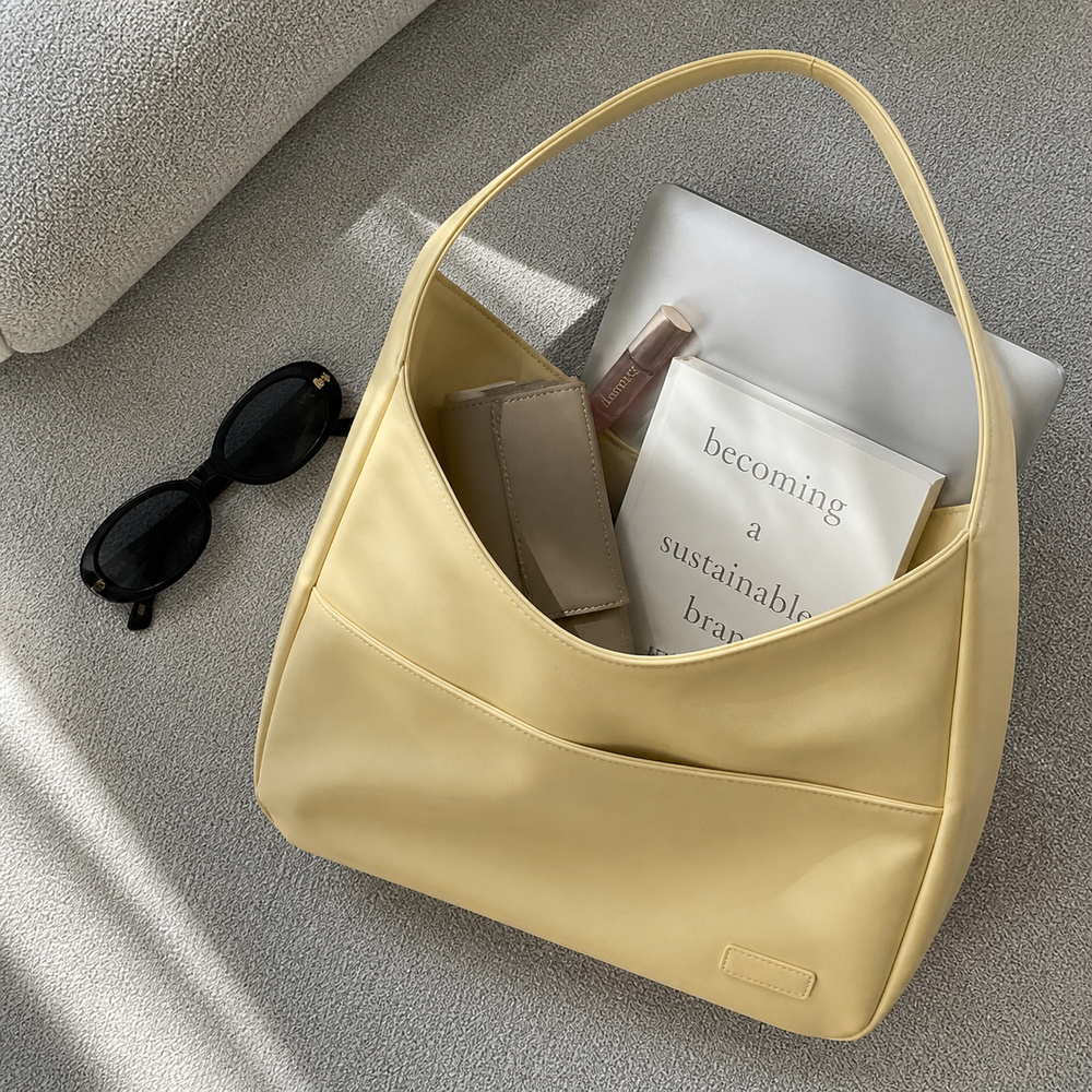 Lunavia – Soft Shoulder Bag for Everyday Elegance