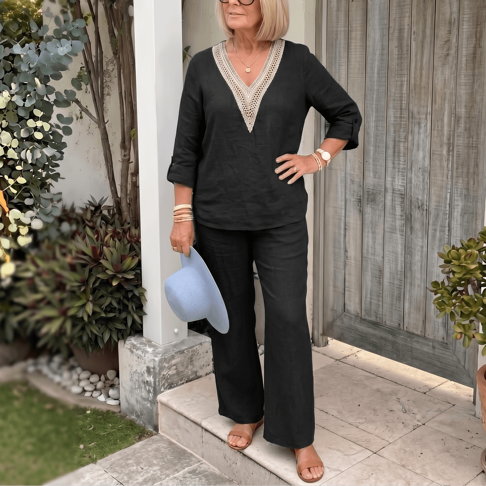 Linora – Women's Crochet V-Neck Two-Piece Set