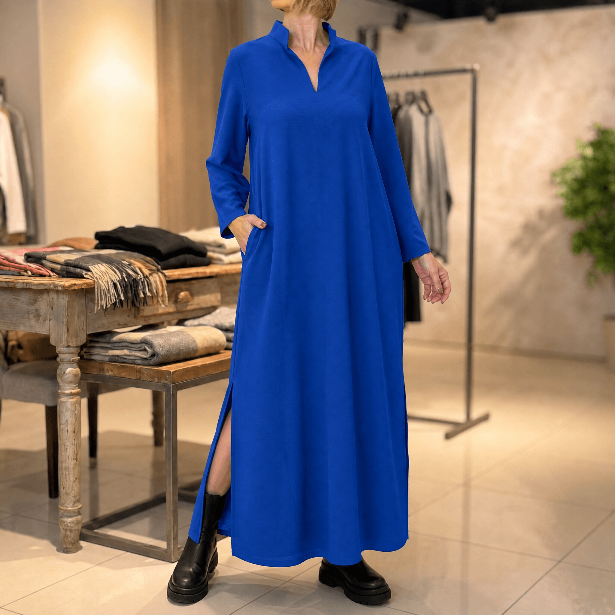 Lunavia – Women's Loose Maxi Dress with Side Slits