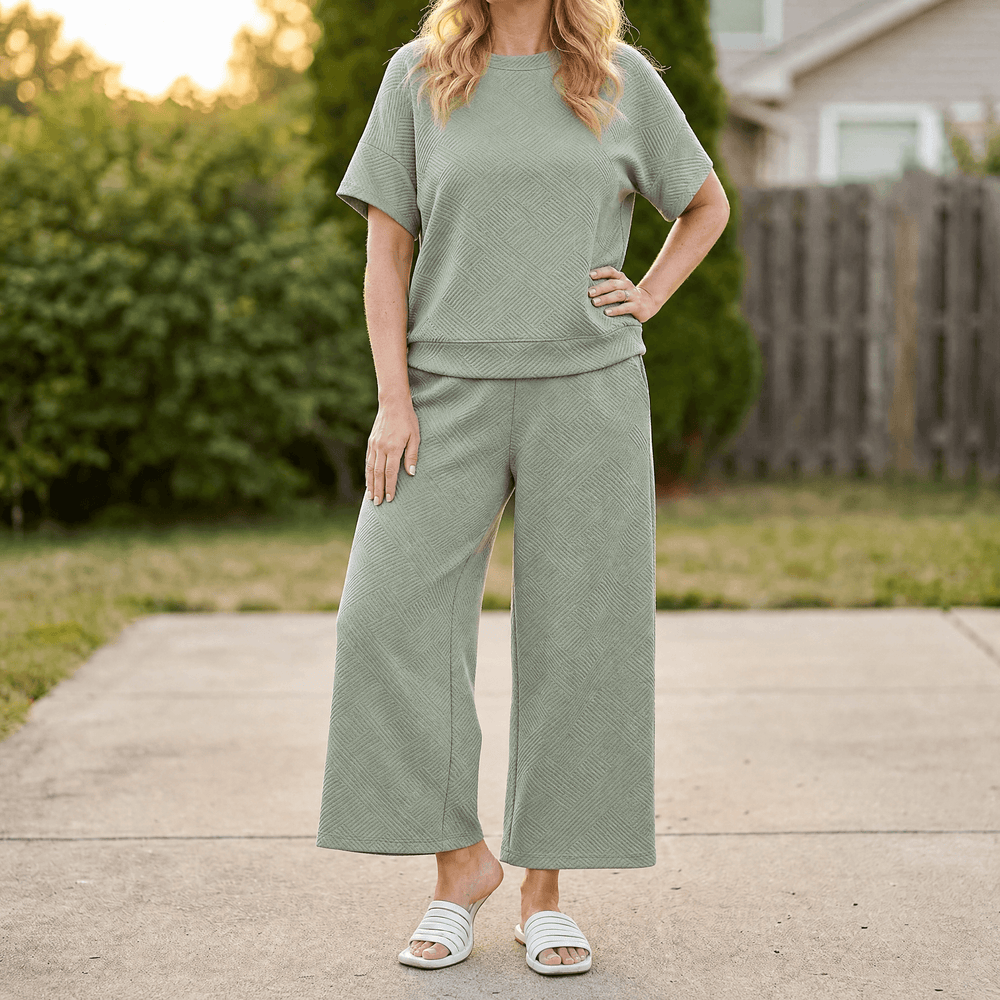 Lunavia – Women's Textured Knit Two-Piece Lounge Set