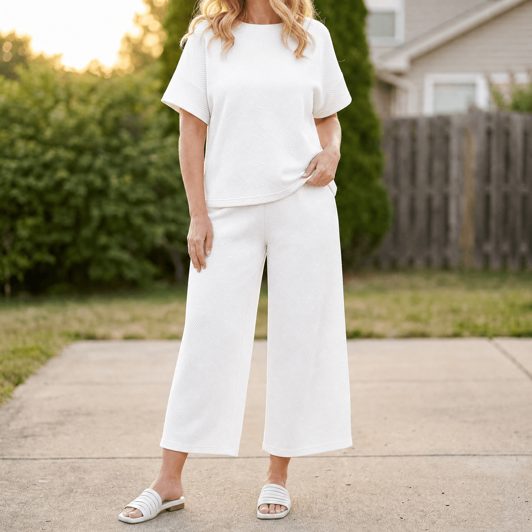 Lunavia – Women's Textured Knit Two-Piece Lounge Set