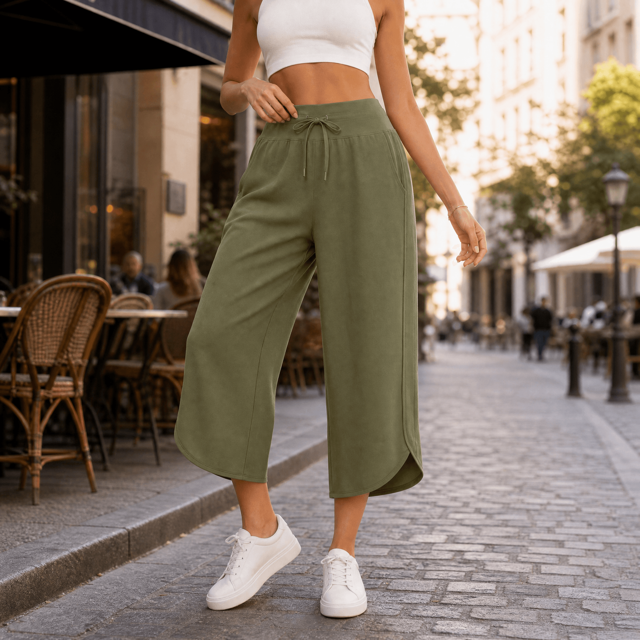 Lunavia – Women's Wide-Leg Tulip-Hem Capri Pants with Pockets