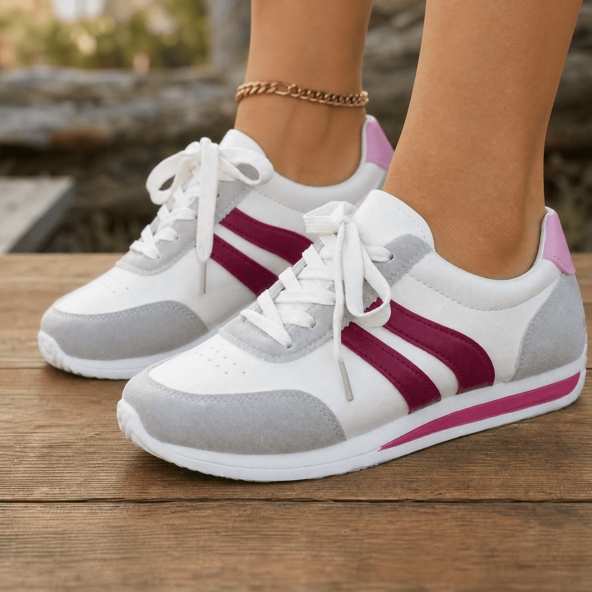 LunaWalk – Lightweight Retro Stripe Walking Sneakers