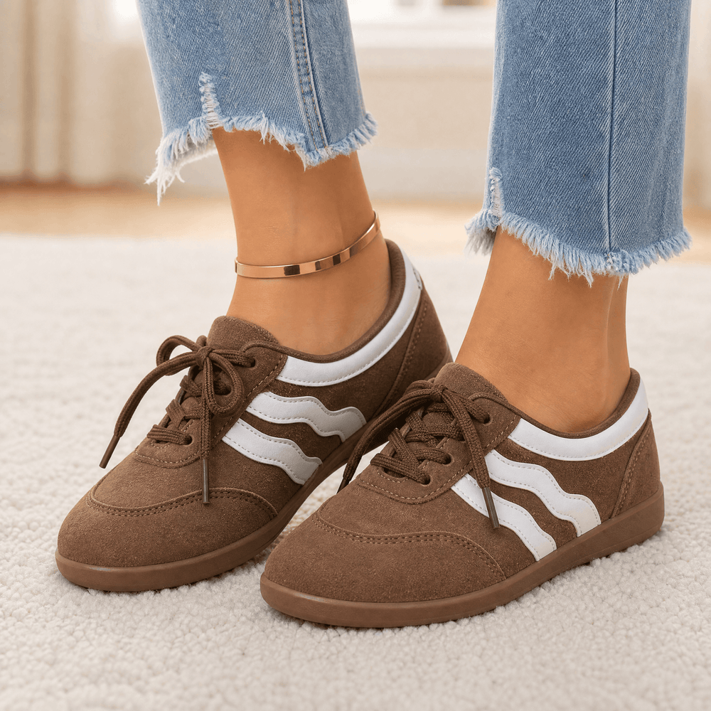 Lunelle – Retro Slip-On Sneakers