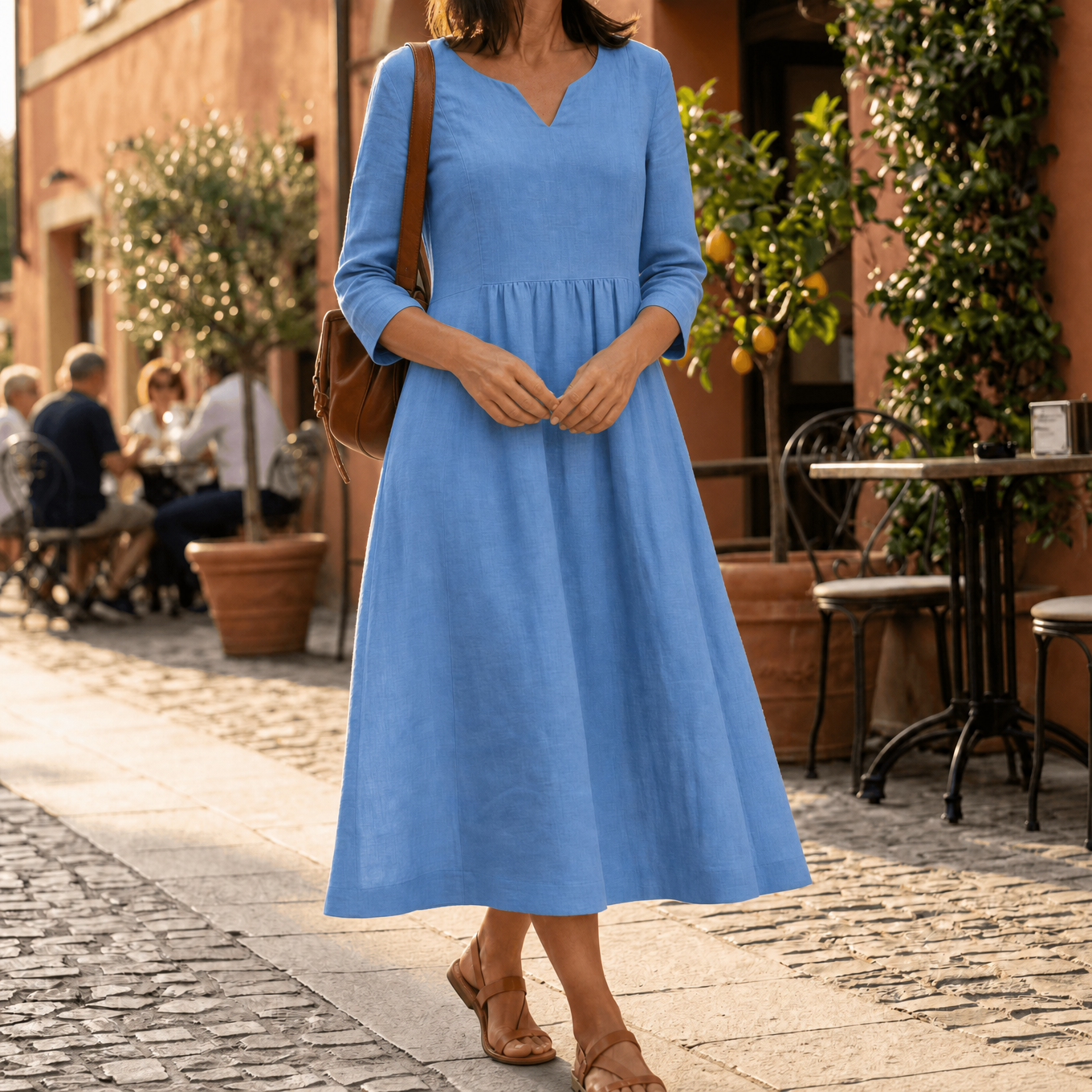 Solenne – Relaxed V-Neck Midi Dress