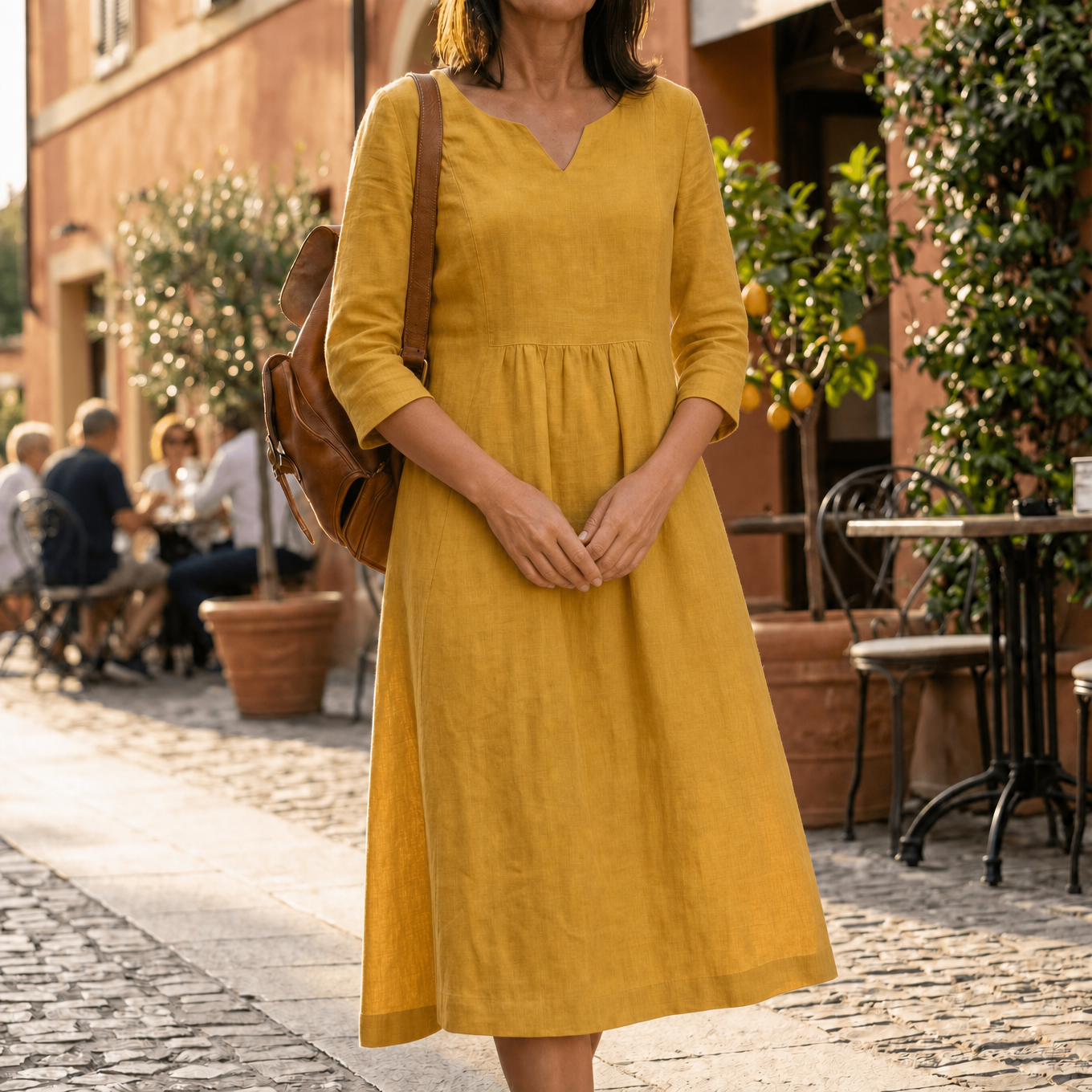 Solenne – Relaxed V-Neck Midi Dress
