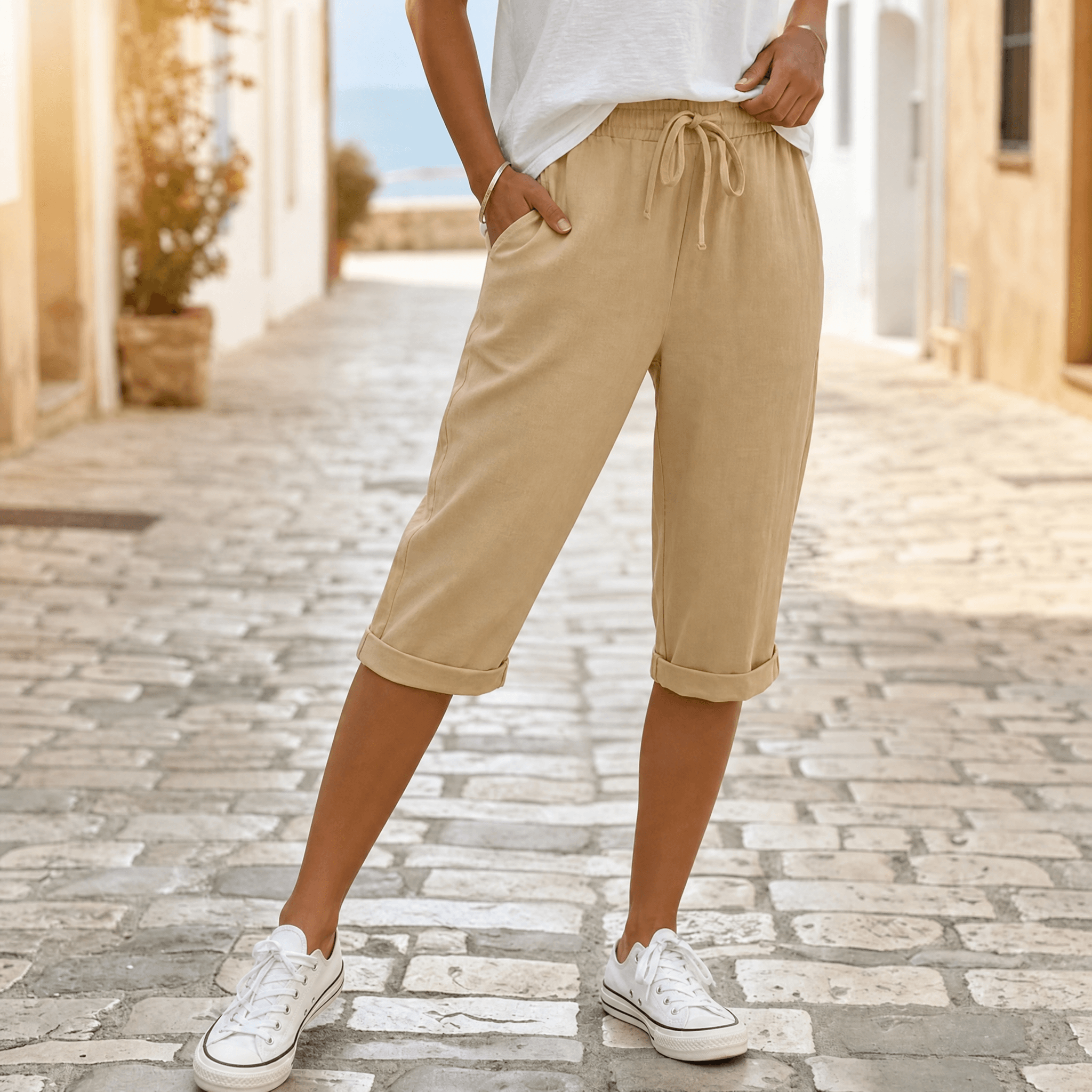 Solenna – Cotton-Linen Drawstring Capri