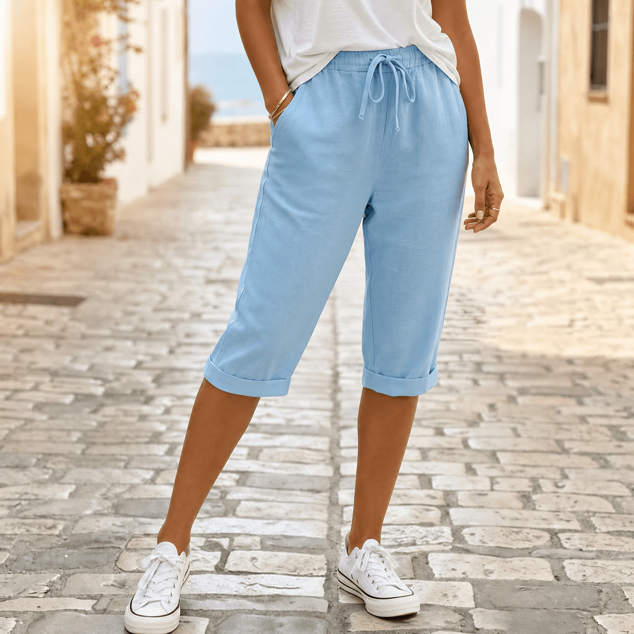 Solenna – Cotton-Linen Drawstring Capri