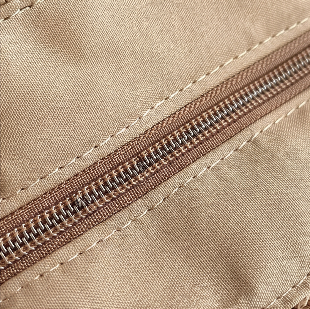 Solenne – Handwoven Straw Tote with Zip Lining