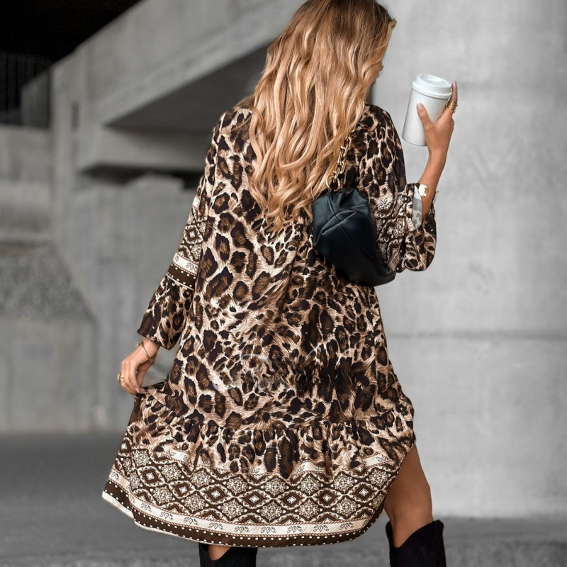 Vivara - Elegant V-Neck Printed Dress
