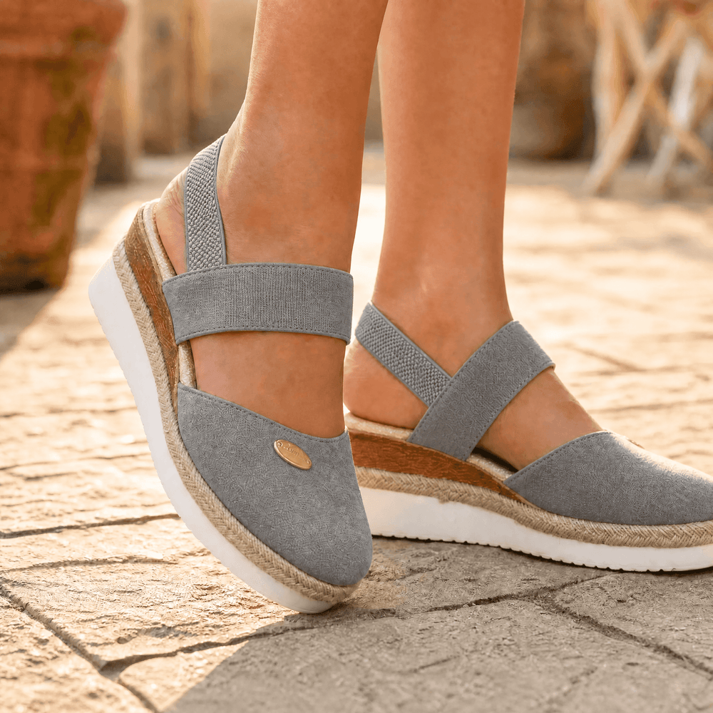 Stepwell – Cushioned espadrille wedge sandals