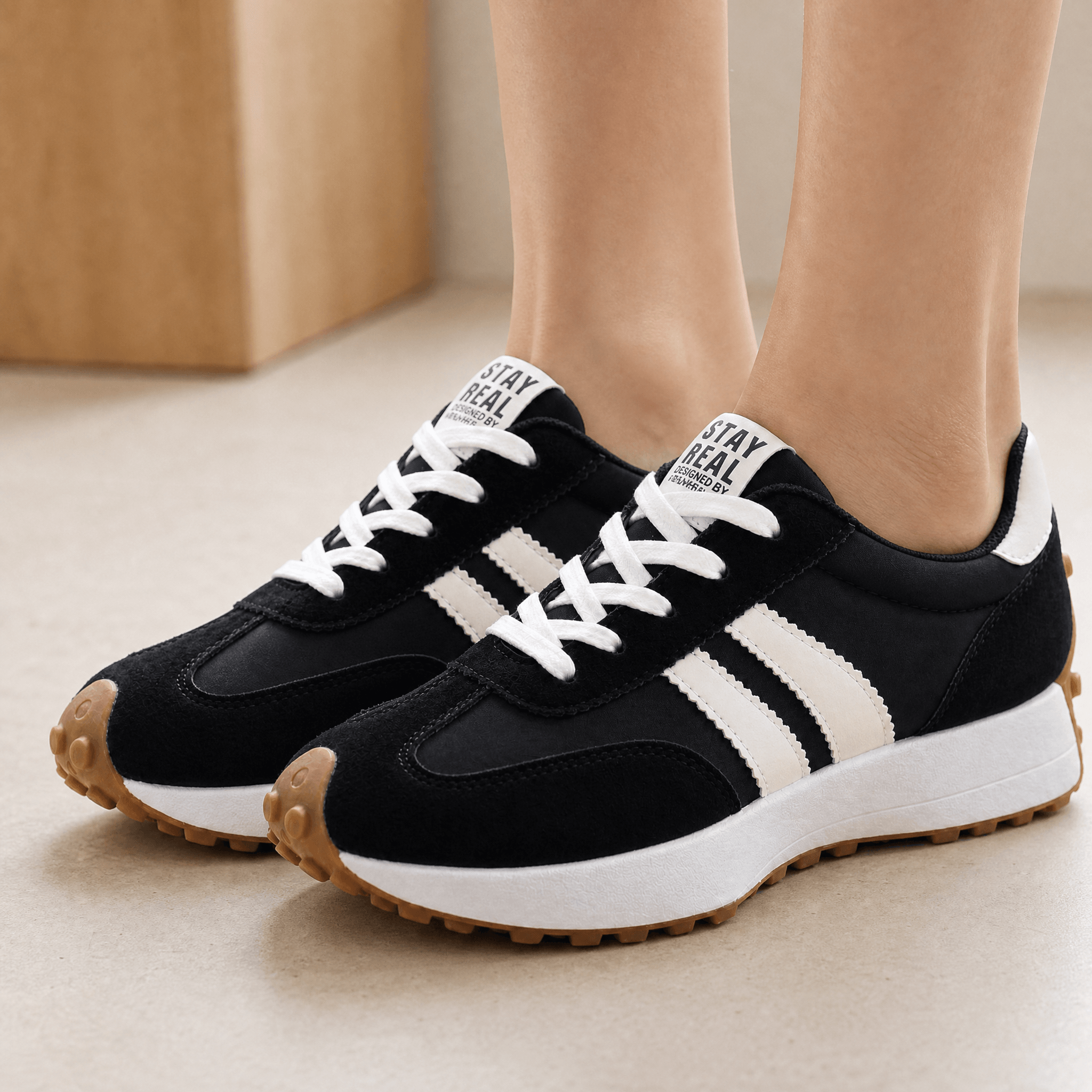 Velora - Retro Suede Sneakers for All Day Comfort