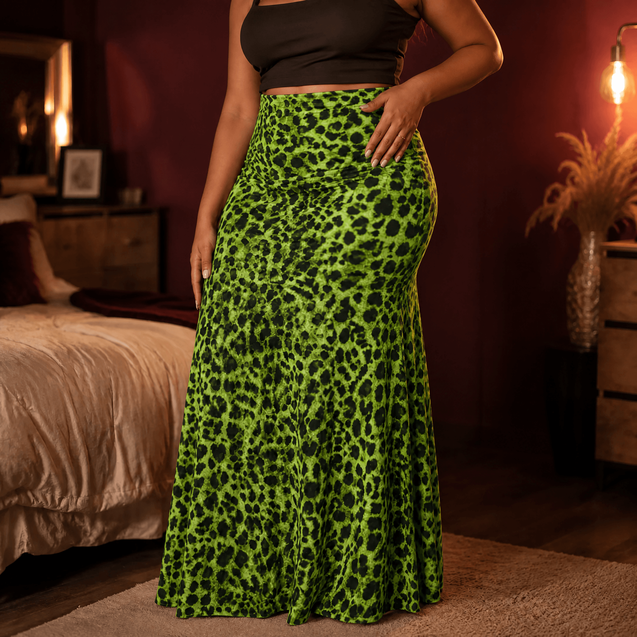 Velora – Women's Curvy-Fit Leopard Print Maxi Skirt