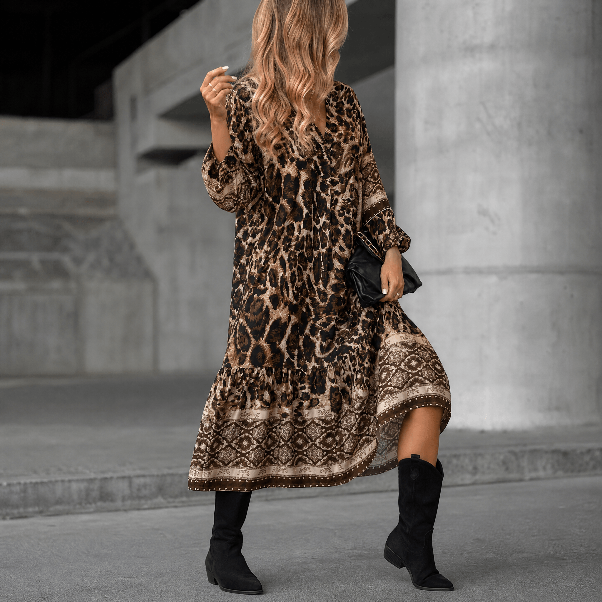 Vivara - Elegant V-Neck Printed Dress