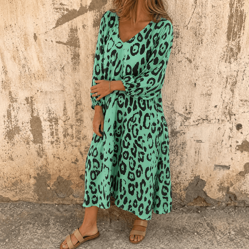 Vivara™ – Leopard Print V Neck Pocket Dress